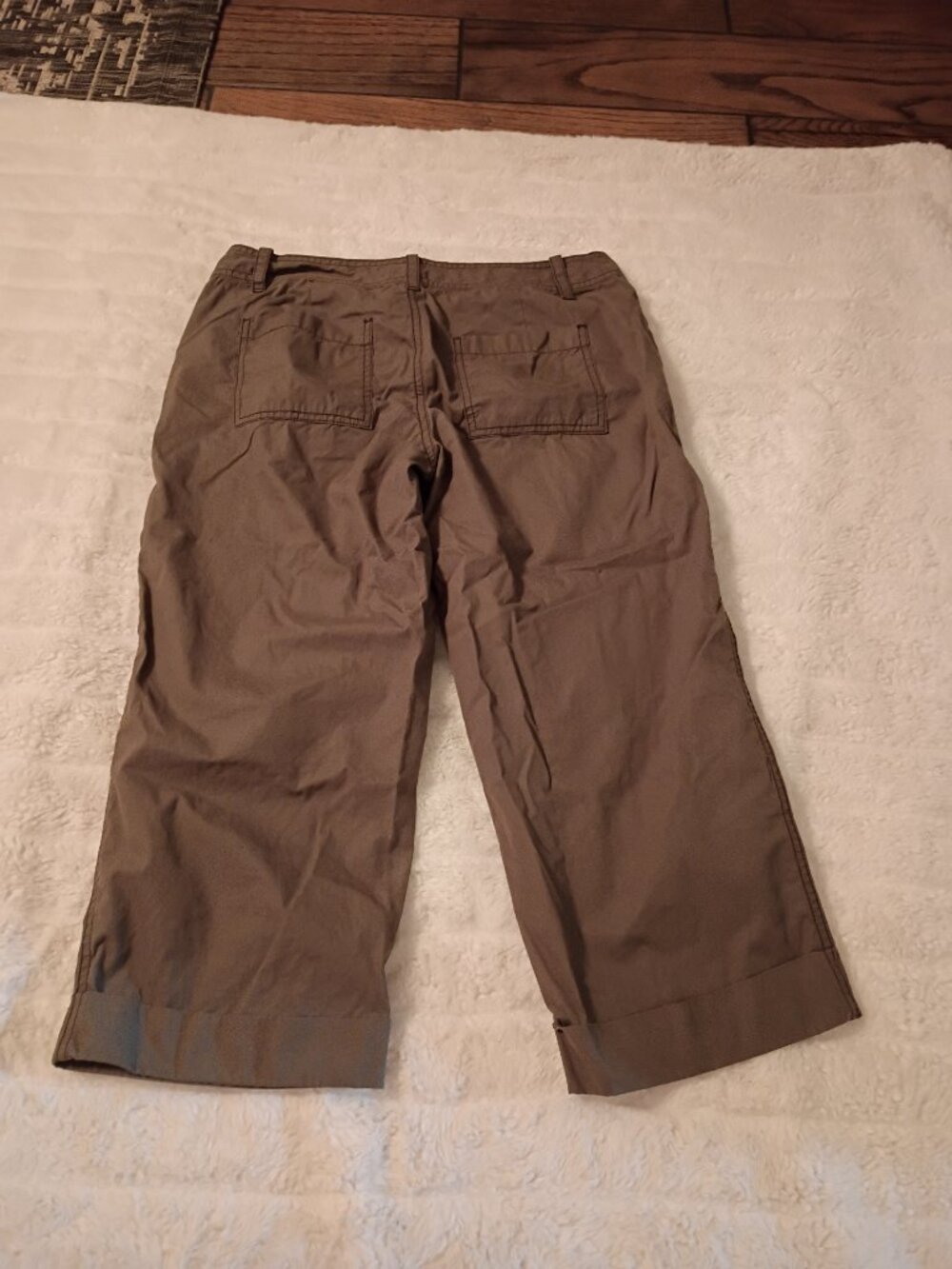 LOFT Capris - Picture 7 of 8